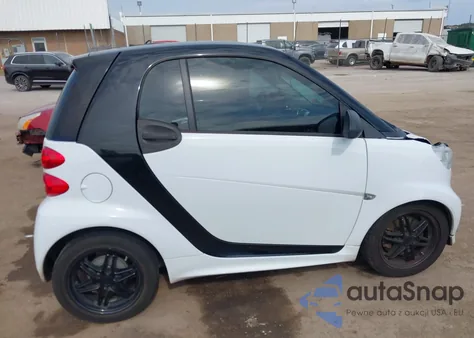 2014 Smart Fortwo Passion z USA, uszkodzony, nr VIN WMEEJ3BAXEK733454